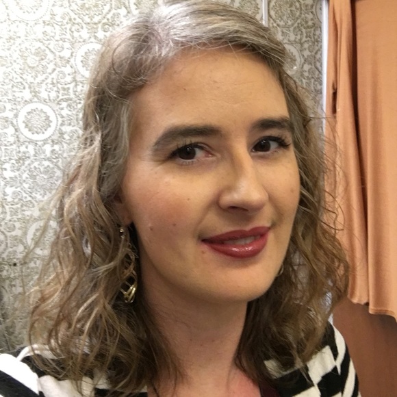 Meet your Posher, Meridith - Picture 2 of 2